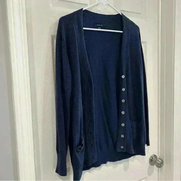 Lands' End Women Cardigan Size MP Blue V Neck Button Up Long Sleeve Pockets - Picture 3 of 9